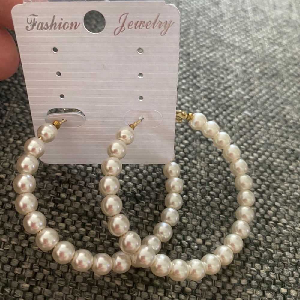 Pearl hoops